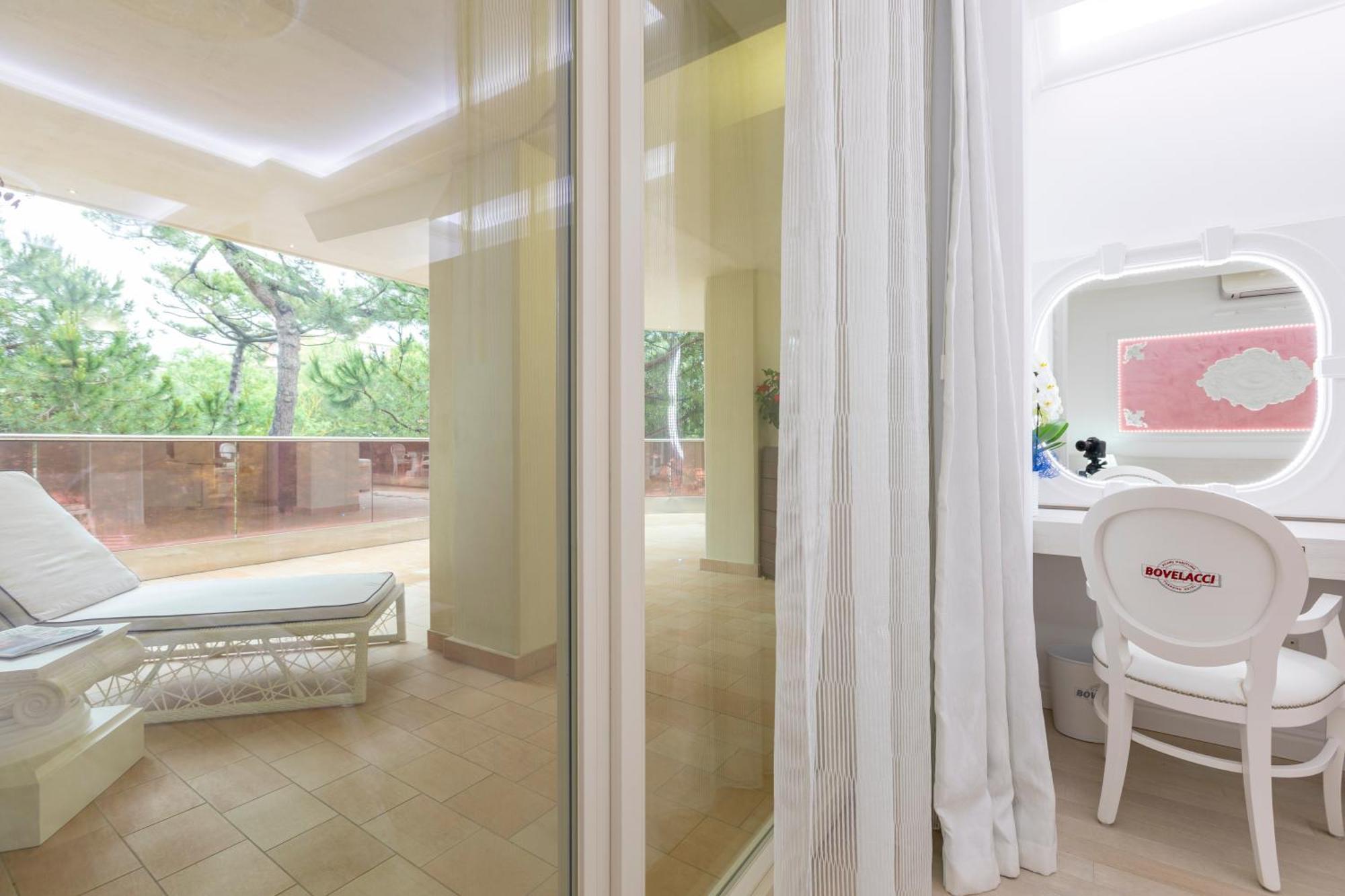 Boutique Paradiso Bovelacci Hotel 5*