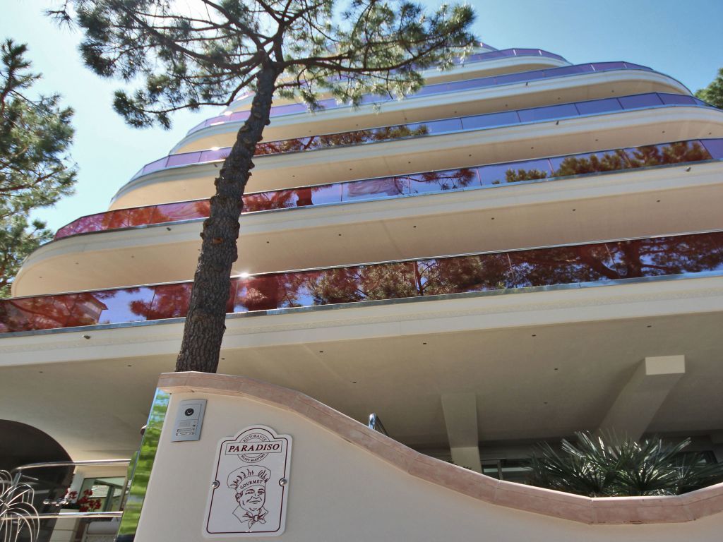 Boutique Paradiso Bovelacci Milano Marittima